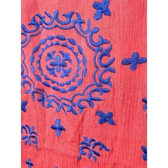 THML Red and Blue Sleeveless Boho Flowy Embroidered Tank Sz Med Petite EUC - Picture 6 of 7